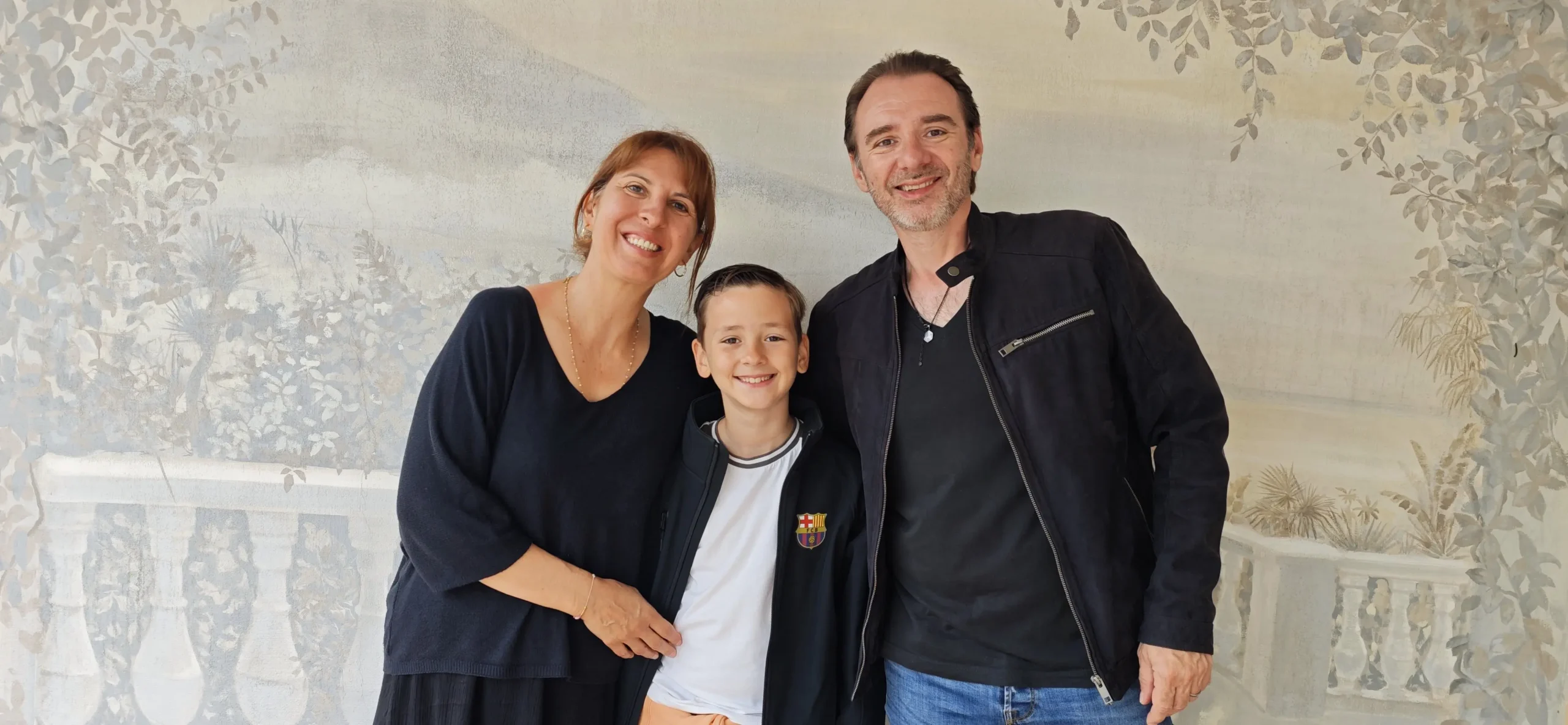 Guests sharing a holiday moment at Villa Larnia